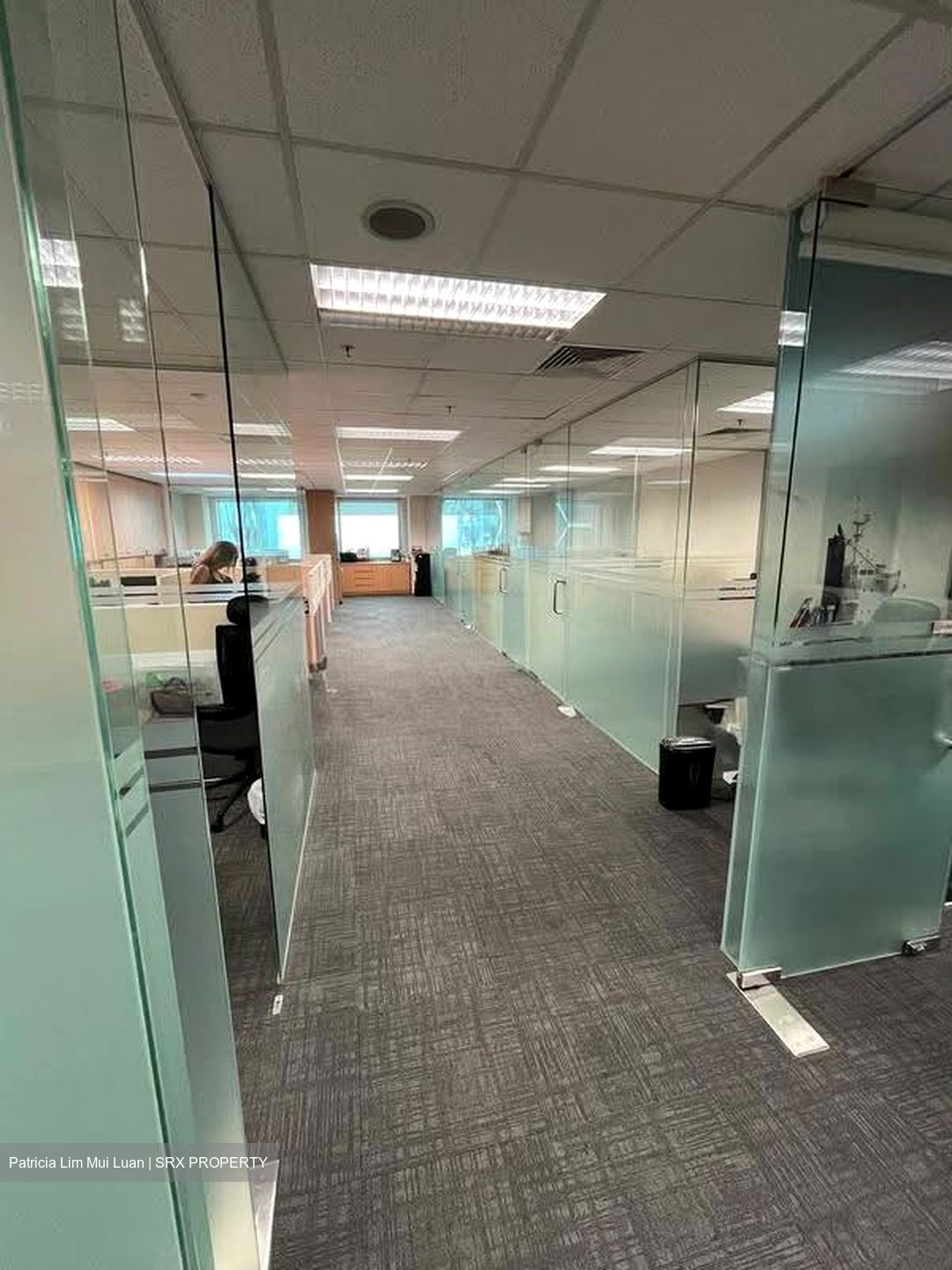 Oue Downtown (D1), Office #618130301